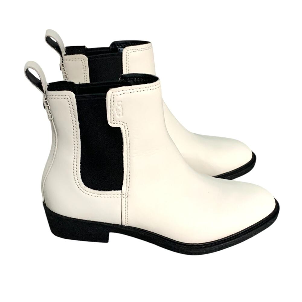 Ugg Emmeth Chelsea Ankle Boots Size 7 Jasmine White